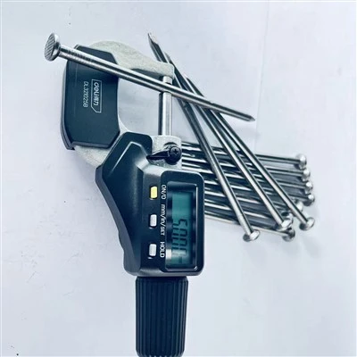 High-strength Carburized Round-headed Iron Nails